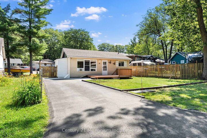 Property Photo:  25 Glendale Avenue  ON L9Z 2T1 