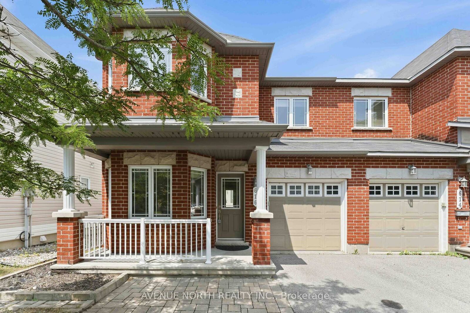 Property Photo:  616 Paul Metivier Drive  ON K2J 0X9 
