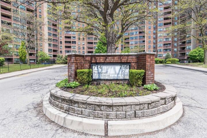 Property Photo:  716 The West Mall Street W 905  ON M9C 4X6 