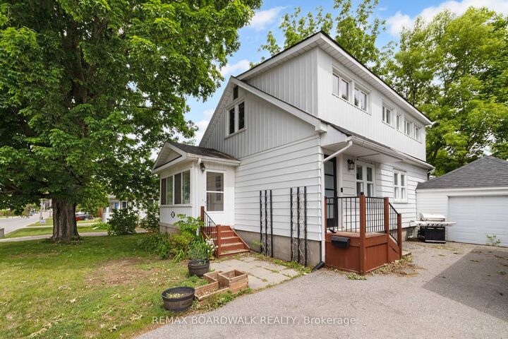 Photo de la propriété: 111 Beckwith Street E ON K7H 1C8