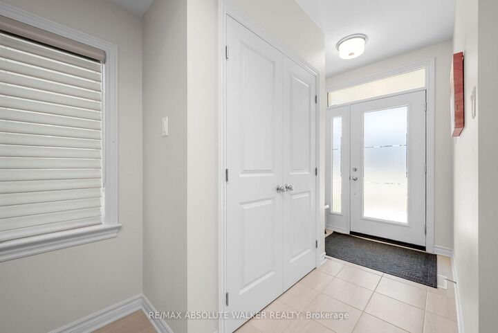 Property Photo:  2381 Goldhawk Drive  ON K2S 2X4 