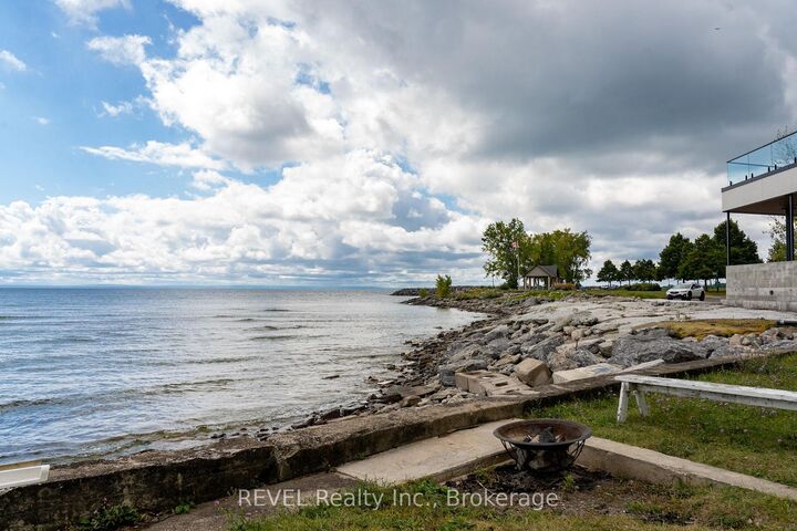 Property Photo:  3819 Terrace Lane  ON L0S 1B0 