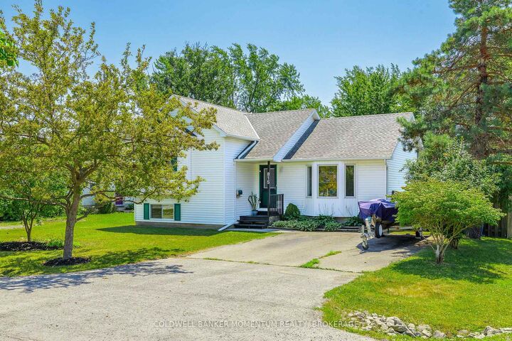 Property Photo: 815 Dominion Road ON L2A 6H5
