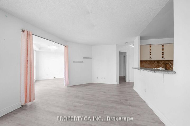 Property Photo: 2267 Lake Shore Boulevard W 526 ON M8V 3X2