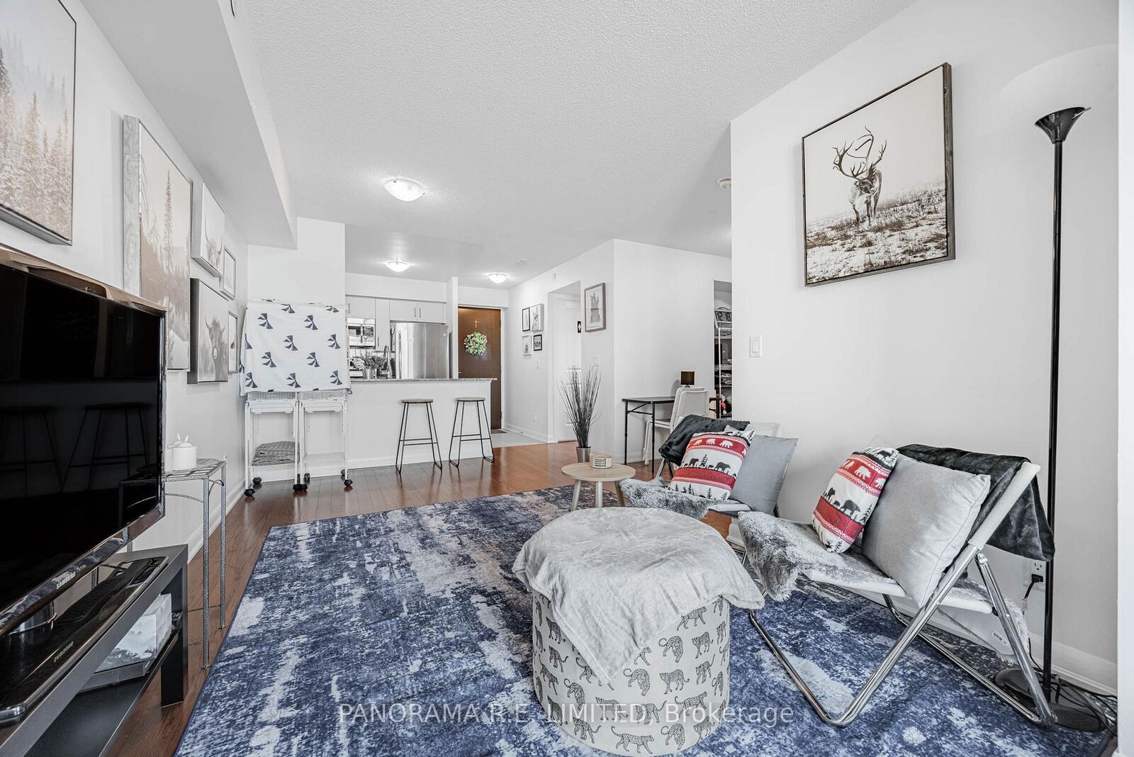 Property Photo: 215 Sherway Gardens Road 1208 ON M9C 0A4