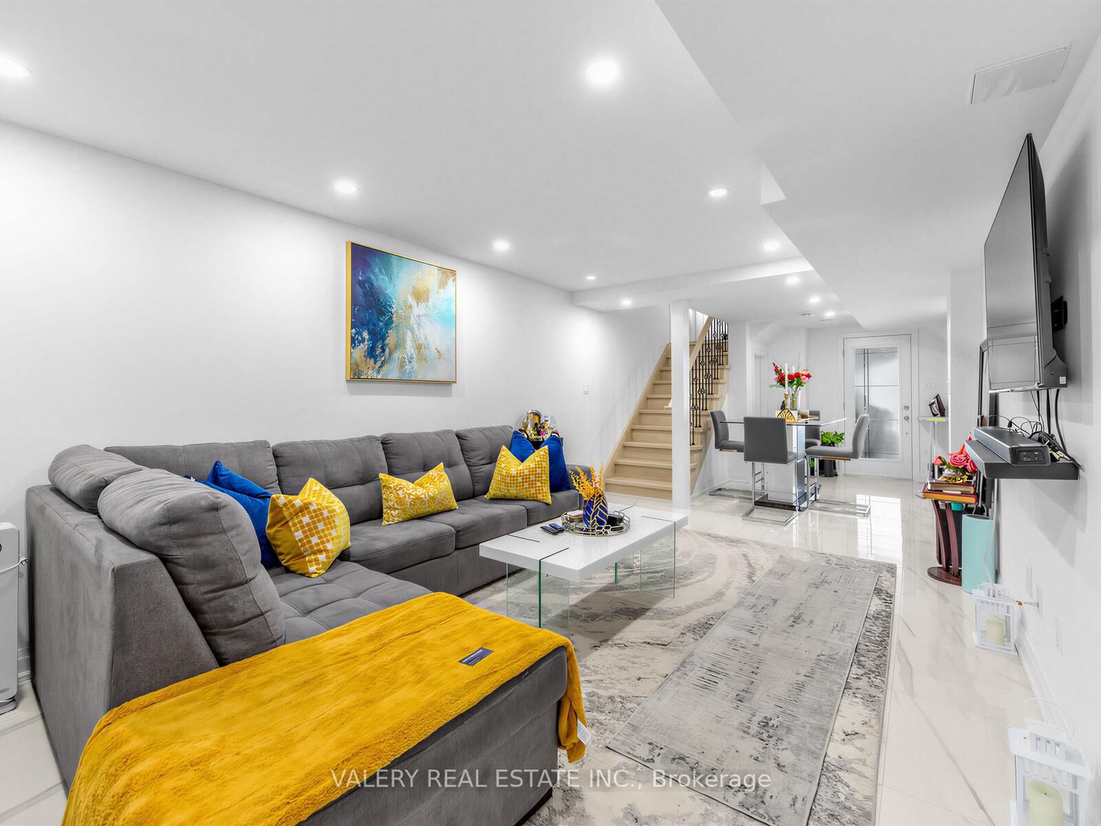Property Photo: 64 Moreau Trail Lower ON M1L 4V2