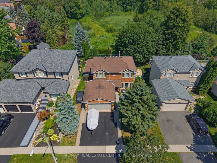 Property Photo: 260 Lisa Marie Drive ON L9W 4P4