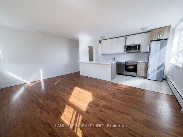 Property Photo:  140 Springhurst Avenue 31  ON M6K 1C1 