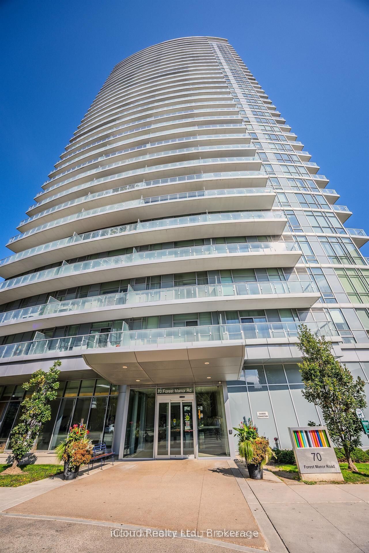 Property Photo: 70 Forest Manor Road 311 ON M2J 0A9