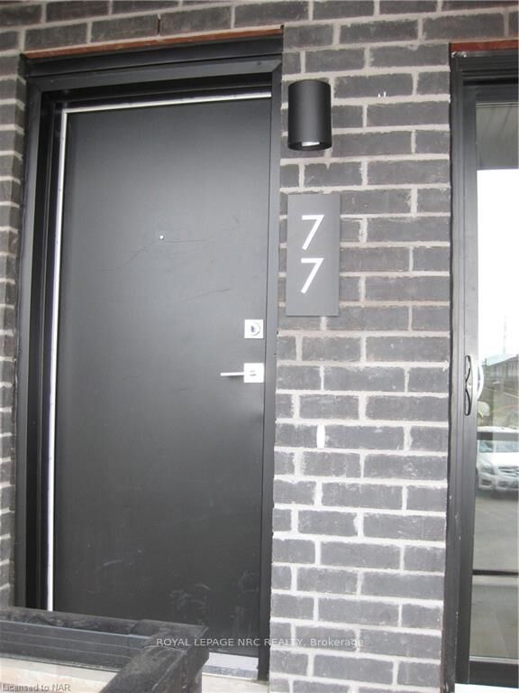 Property Photo: 6705 Cropp Street 77 ON L2E 0C1