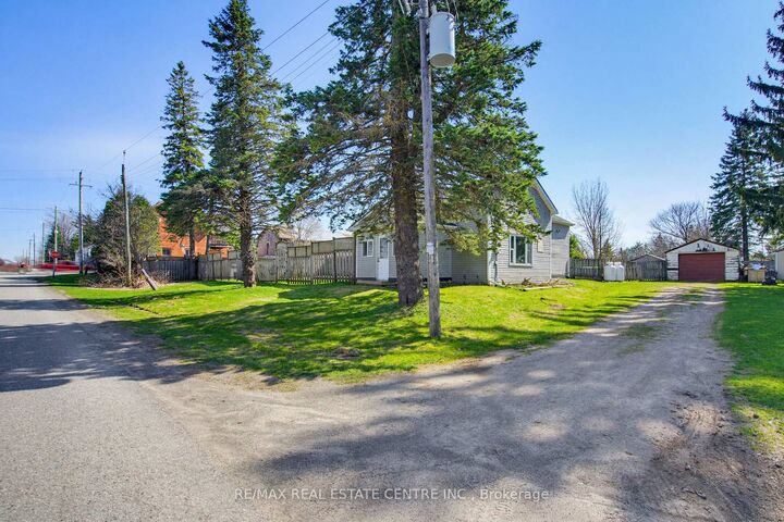 Property Photo:  191290 13th Line  ON L9W 7B5 