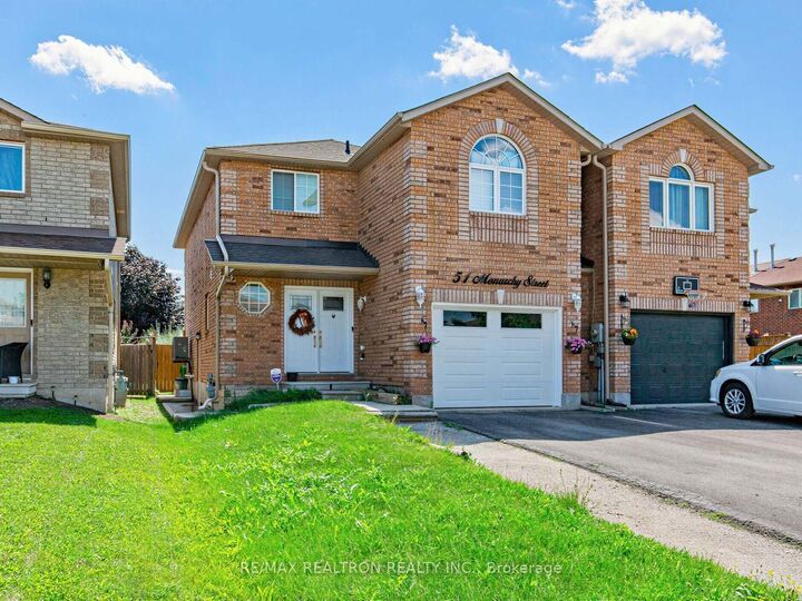 Property Photo: 51 Monarchy Street Bsmt ON L4M 7K1