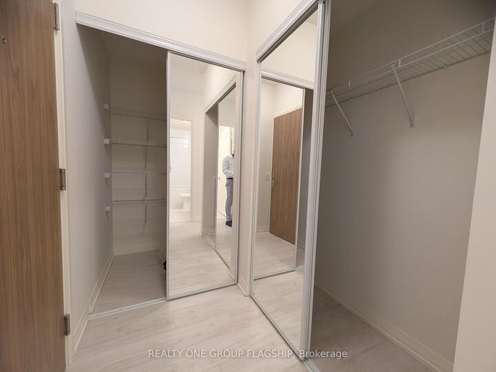 Property Photo: 27 Korda Gate 603 ON L4K 0M6