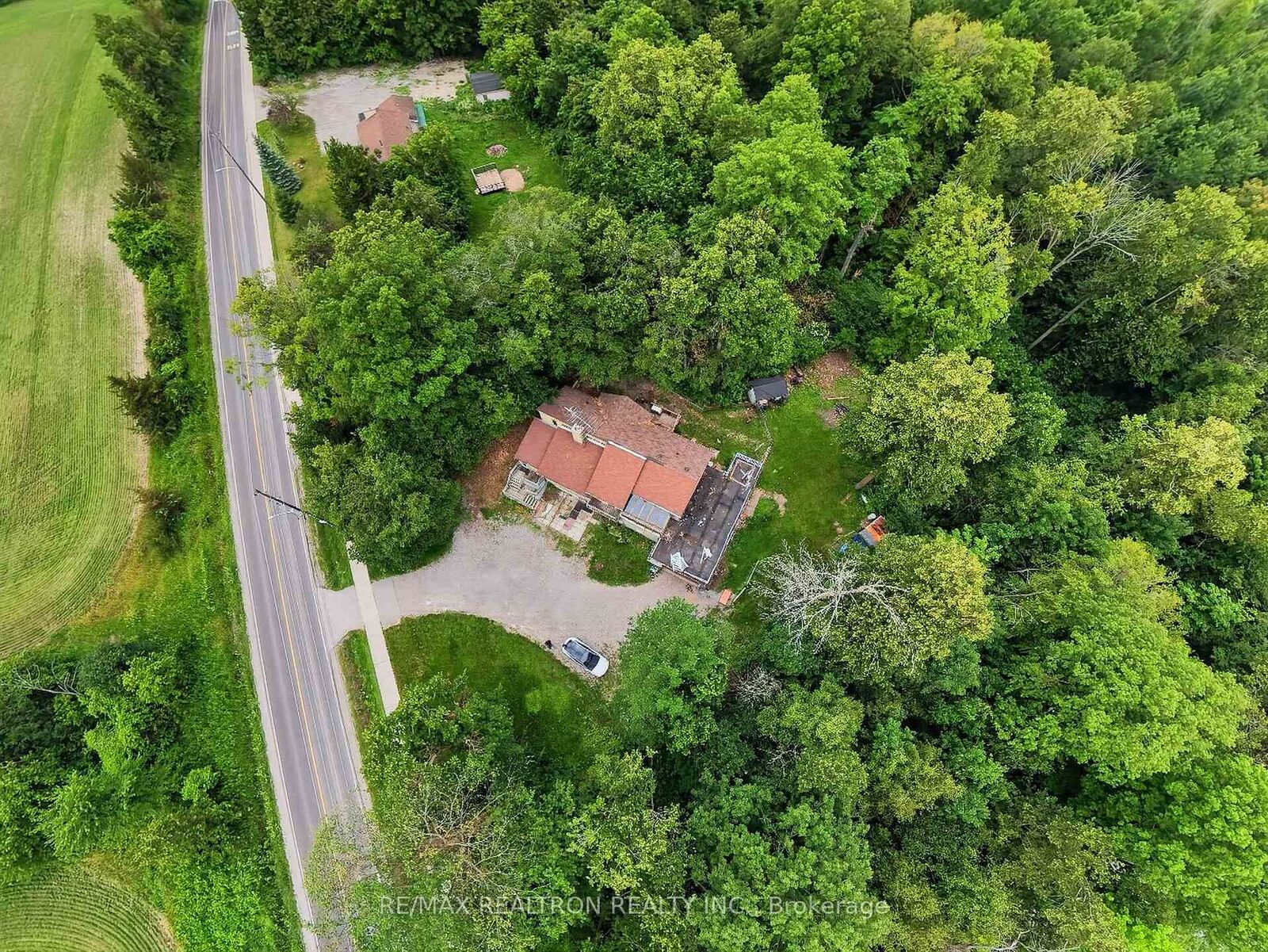Property Photo: 110 Glenwoods Avenue ON L4P 3E9