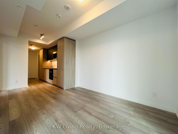 Photo de la propriété: 400 King Street W 1822 ON M5V 0X8