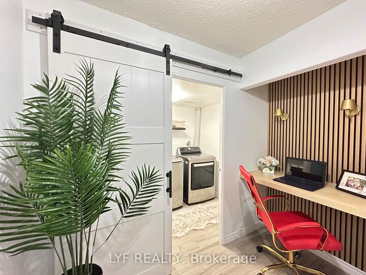 Property Photo: 81 Millside Drive 401 ON L9T 3X4