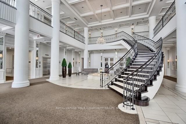 Property Photo: 25 Greenview Avenue 1017 ON M2M 0A5