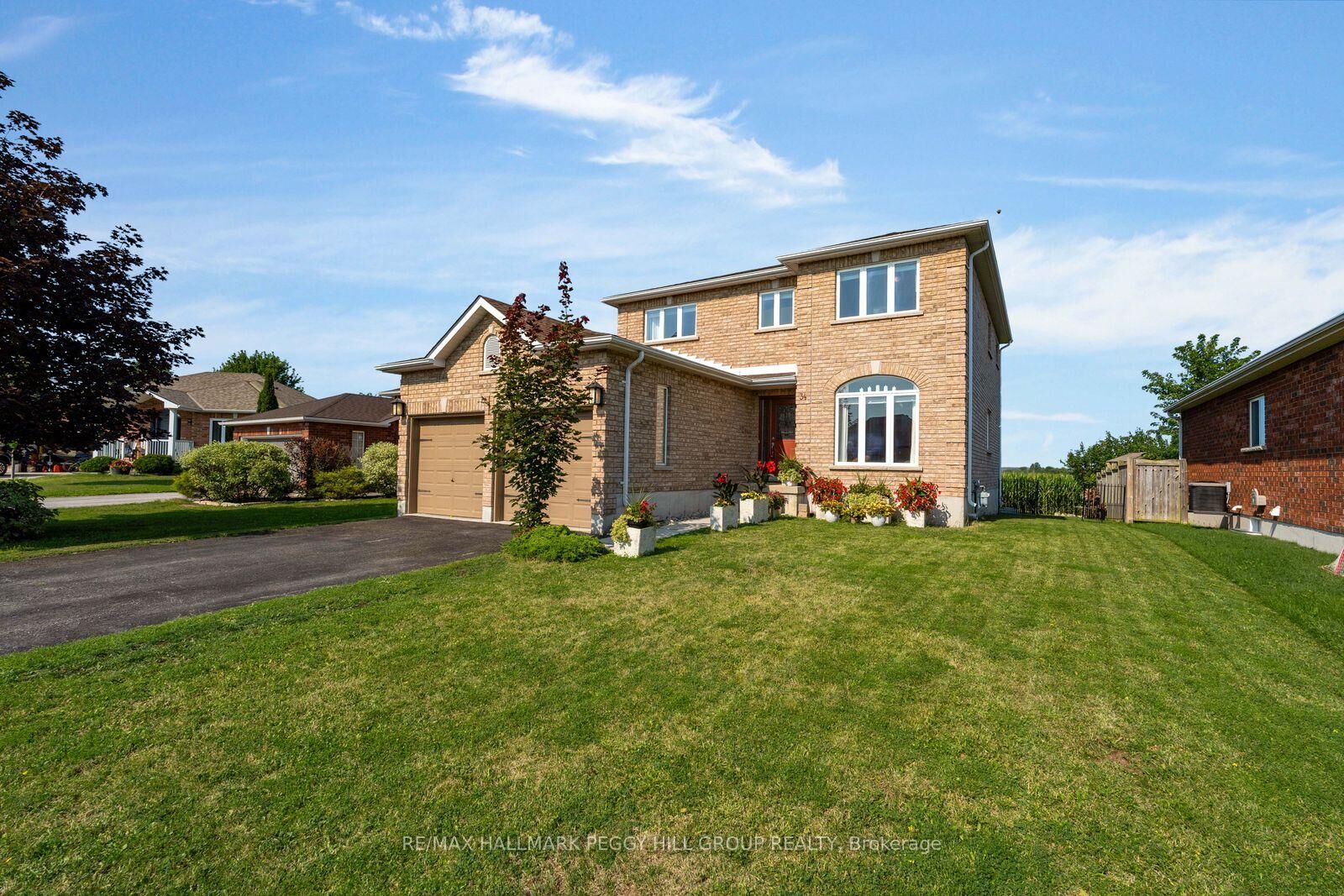 Property Photo: 34 Knox Drive ON L0L 1P0