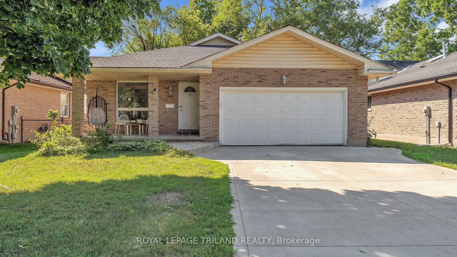 Property Photo:  95 Huron Green N/A S  ON N5V 3S8 