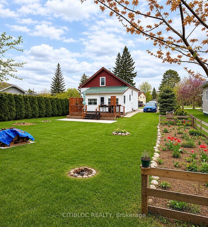 Property Photo: 67 Ottawa Avenue ON P0A 1X0