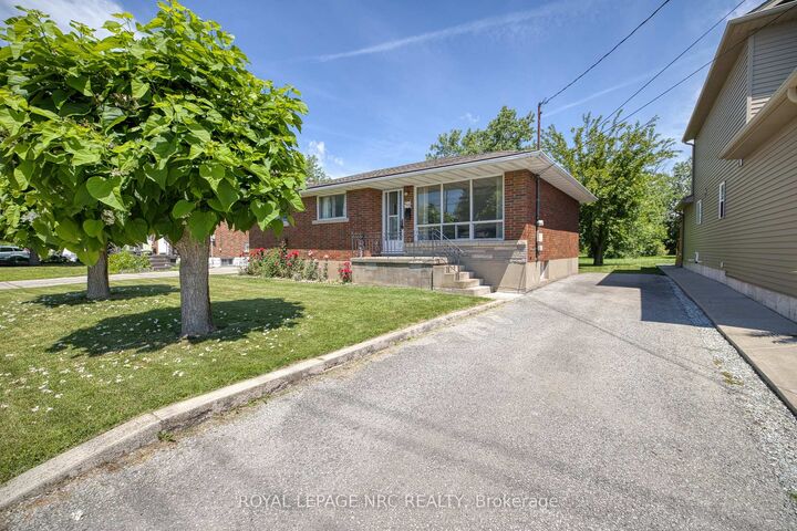 409 Broadway Avenue — photo 1