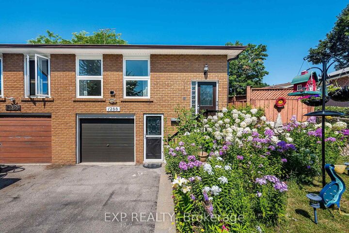 Property Photo: 1288 Playford Road ON L5J 3V7