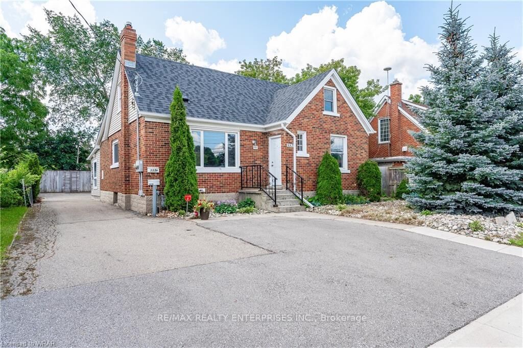 Property Photo: 557 Stirling Avenue S Main ON N2M 3J5