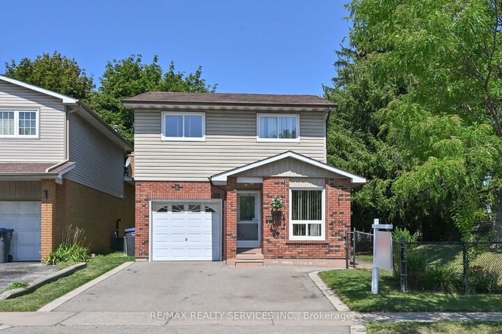 2 Lindridge Avenue — photo 1