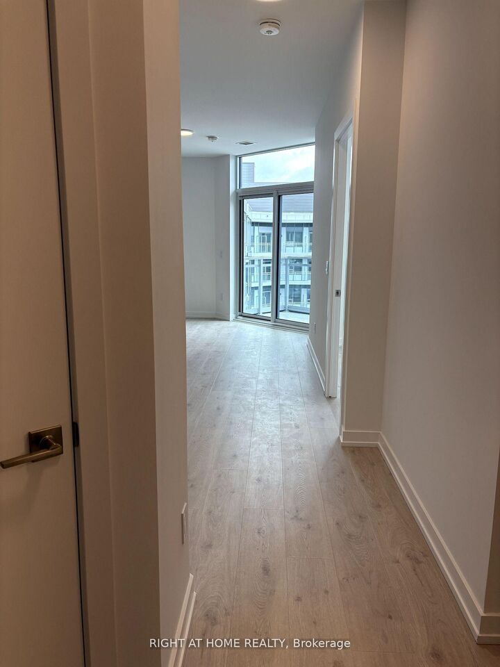Property Photo: 2501 Saw Whet Boulevard S 648 ON L6M 5N2