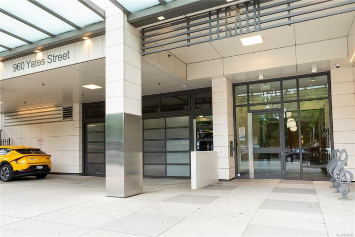 Property Photo: 960 Yates St #806 BC V8V 3M3