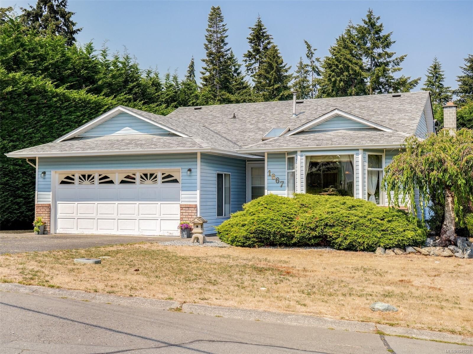 Property Photo: 1867 Deborah Dr BC V9L 5A5