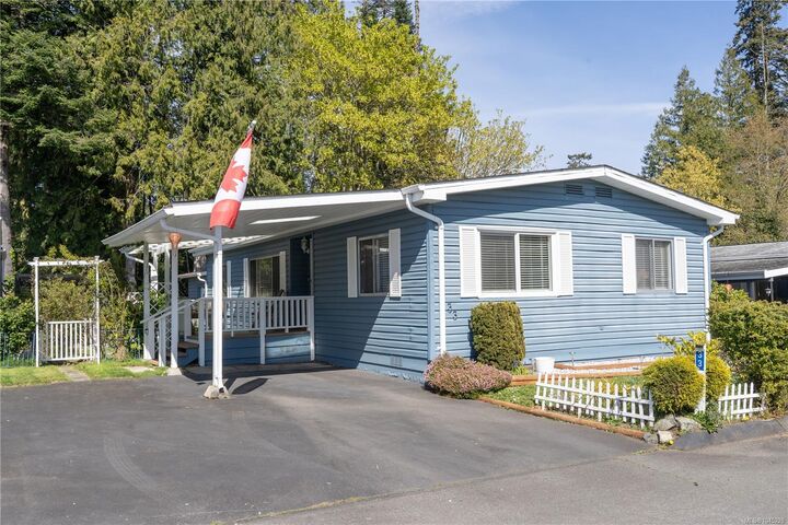 7701 Central Saanich Rd #33 — photo 1