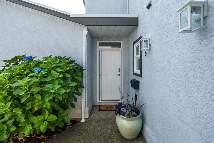 Property Photo: 2115 Amelia Ave #9 BC V8L 3Z8