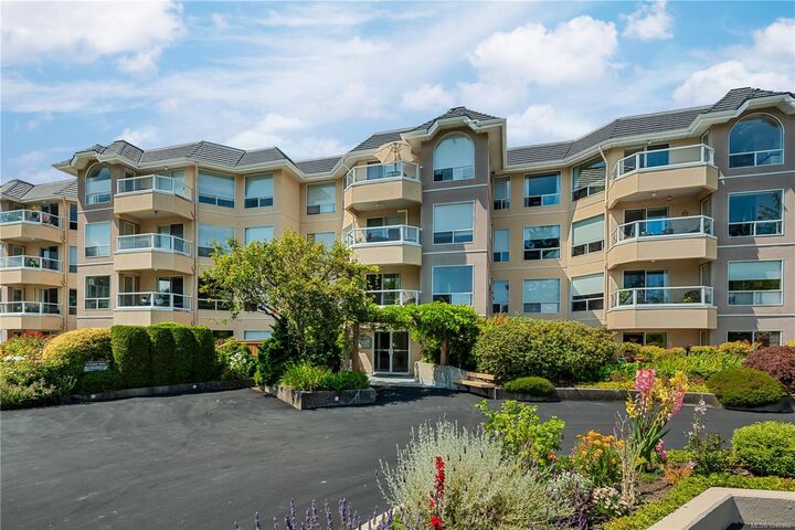 Property Photo: 2600 Ferguson Rd #4164 BC V8N 2C1