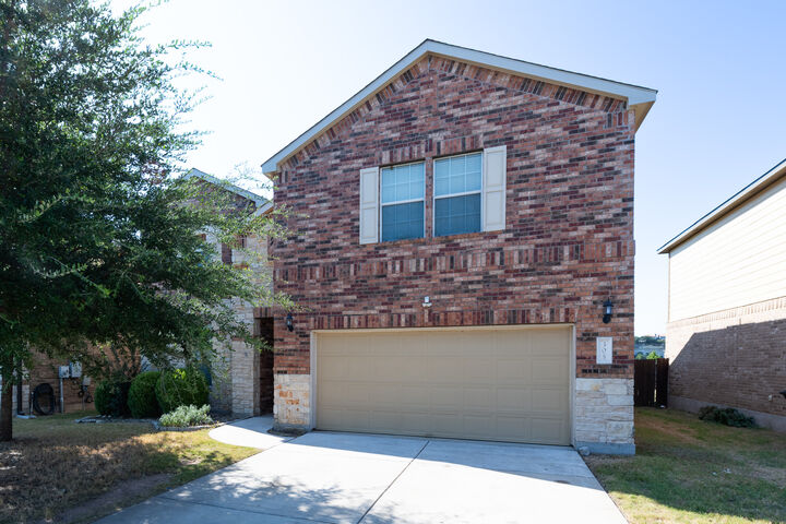 Property Photo: 305 Talon Grasp Trail TX 78641