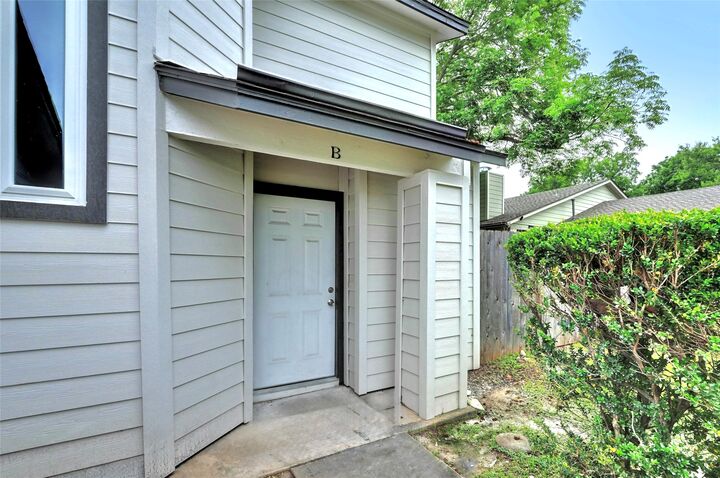 Property Photo:  11406 Ptarmigan Drive B  TX 78758 