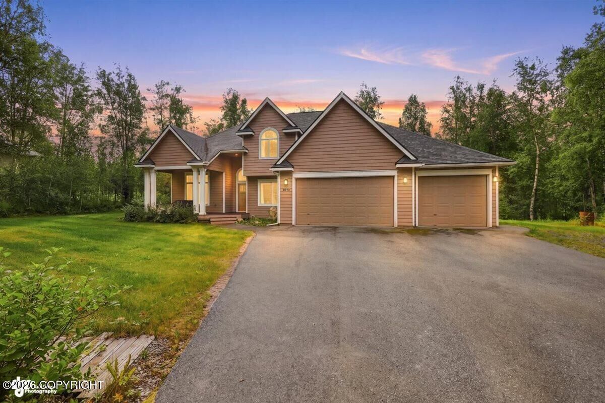 Property Photo:  8270 E Splendid View Drive  AK 99645 