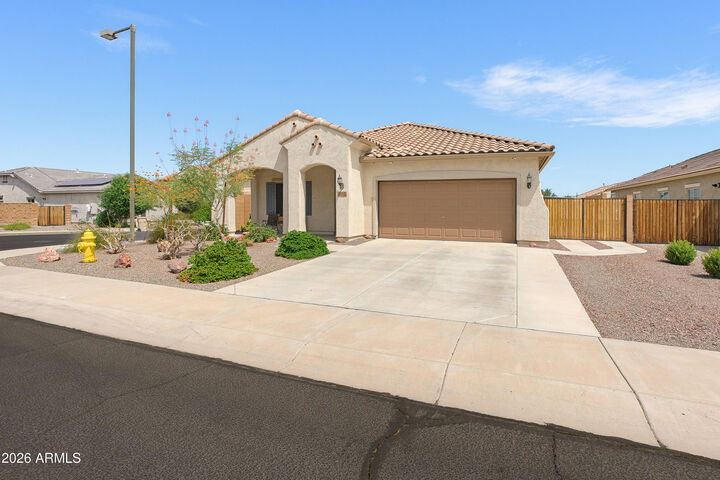 Property Photo: 25996 W Tonopah Drive AZ 85396