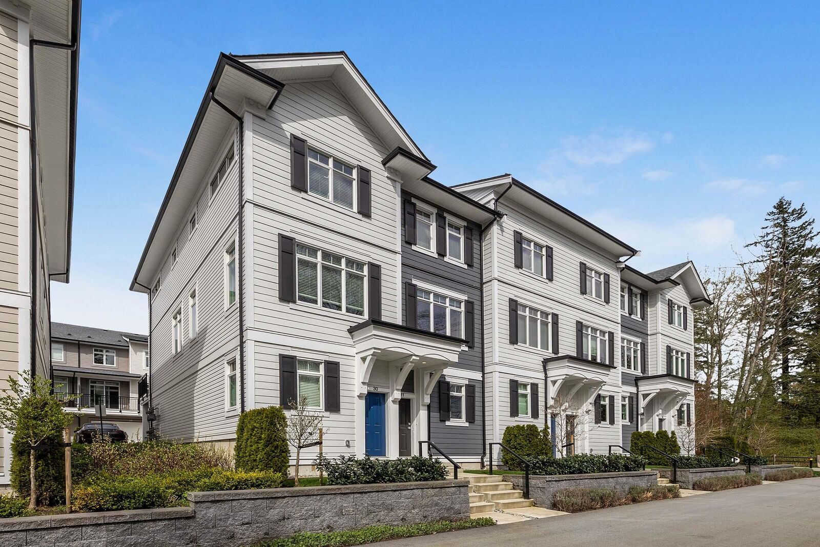 Property Photo:  2070 Oak Meadows Drive 31  BC V3Z 1J1 