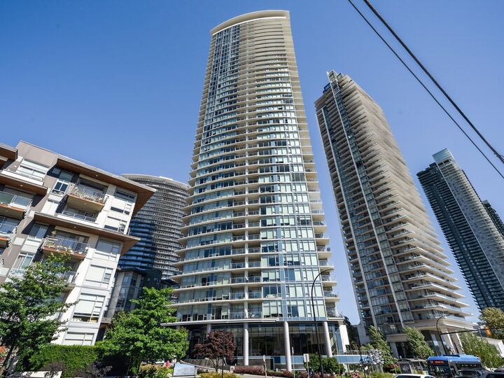 Property Photo: 1788 Gilmore Avenue 3603 BC V5C 0L5