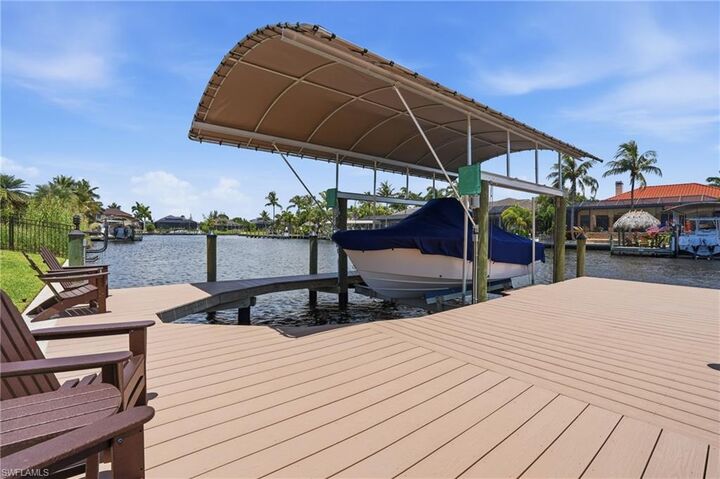 Property Photo:  2531 SW 28th Ave  FL 33914 