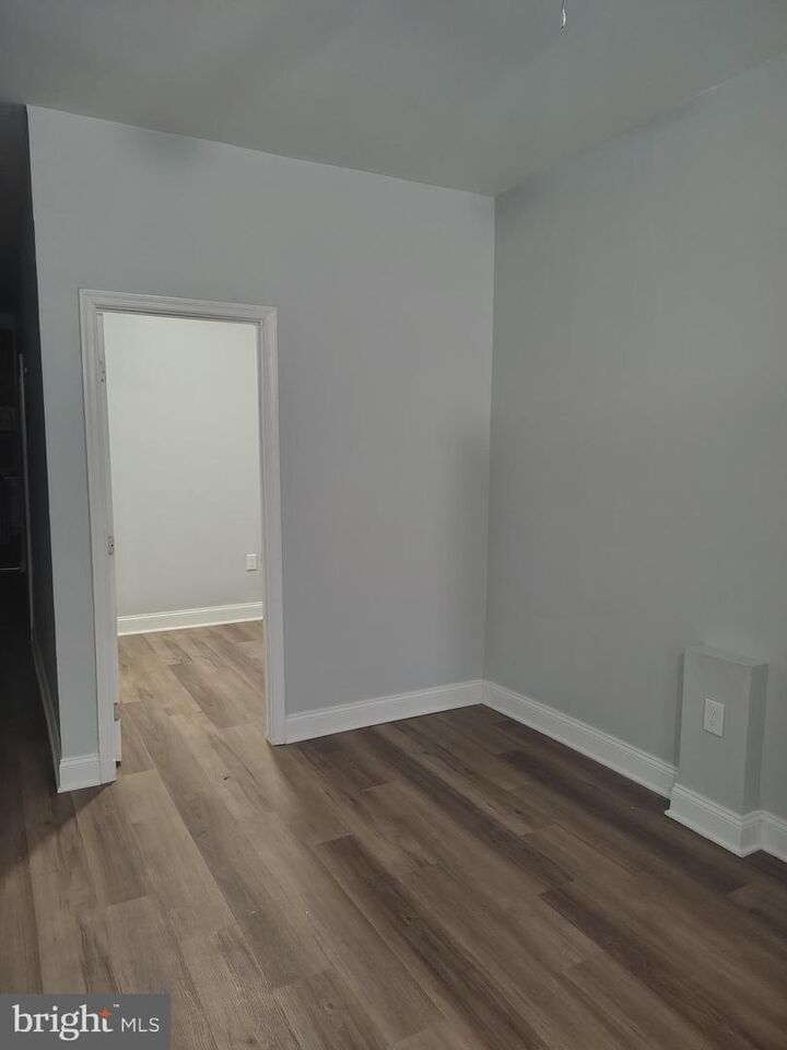 Property Photo:  1114 N Bond Street 1  MD 21213 