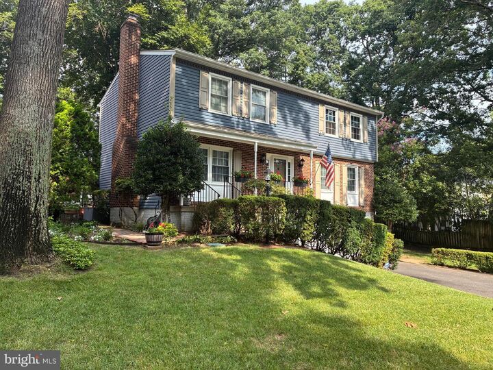 Property Photo: 16063 Laconia Circle VA 22191