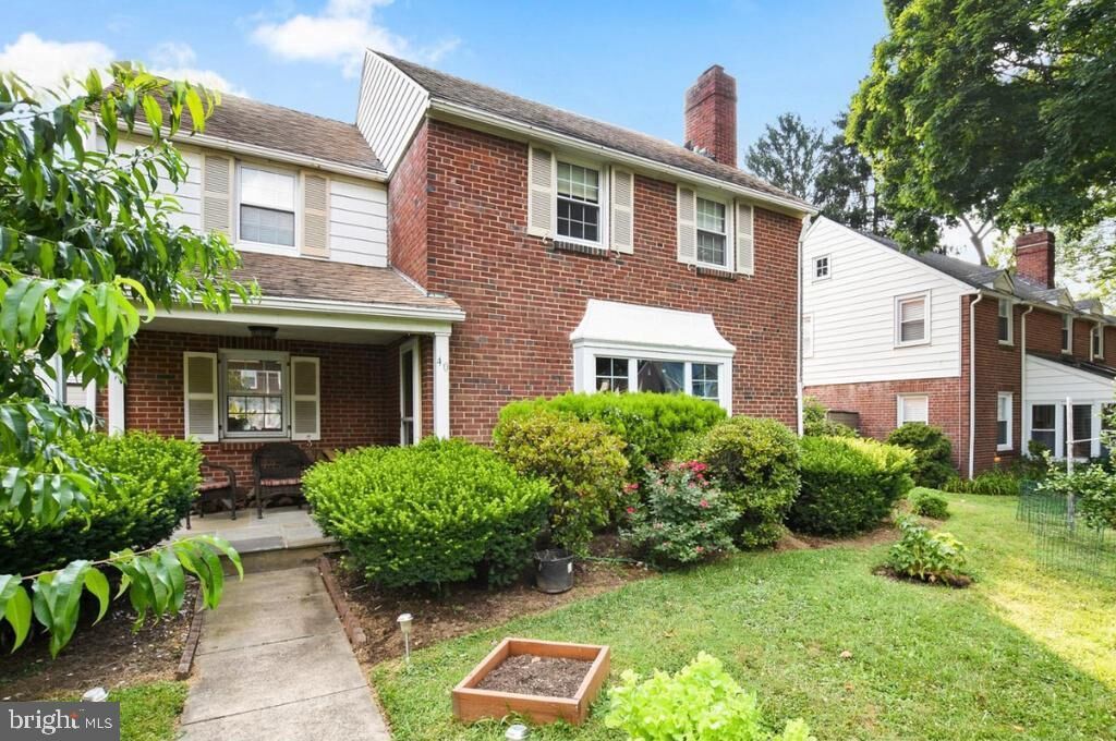 Property Photo: 40 Trent Road PA 19096