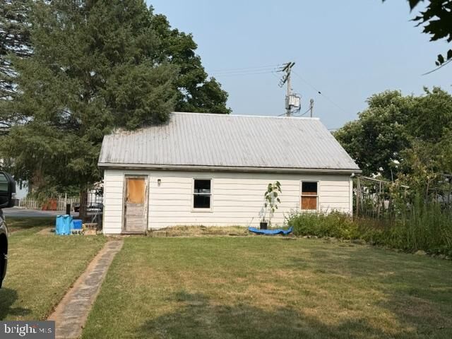 Property Photo:  224 Chestnut Street  PA 17065 