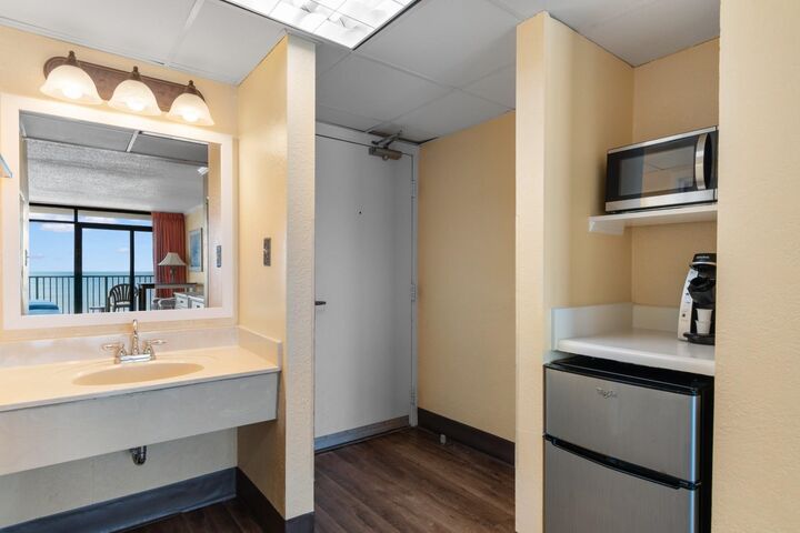 Property Photo:  201 74th Ave. N 2535  SC 29572 