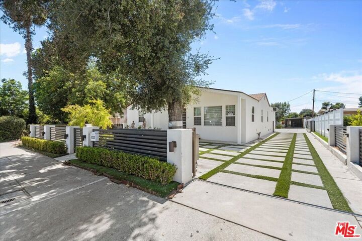 Property Photo: 1213 S California Ave CA 91016