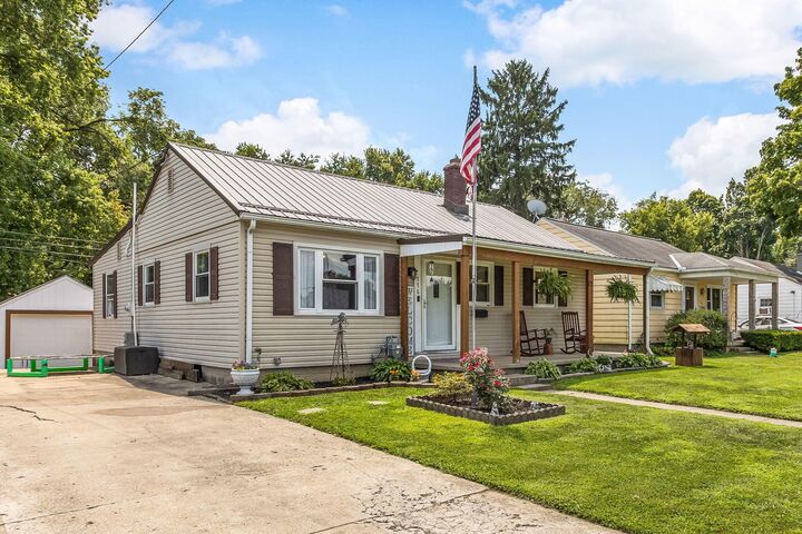 Property Photo: 776 Pennsylvania Avenue OH 43130