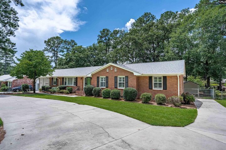 Property Photo: 5939 N Trenholm SC 29206