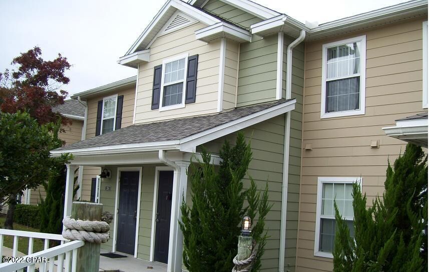 Property Photo: 212 Cape Cod Drive FL 32407